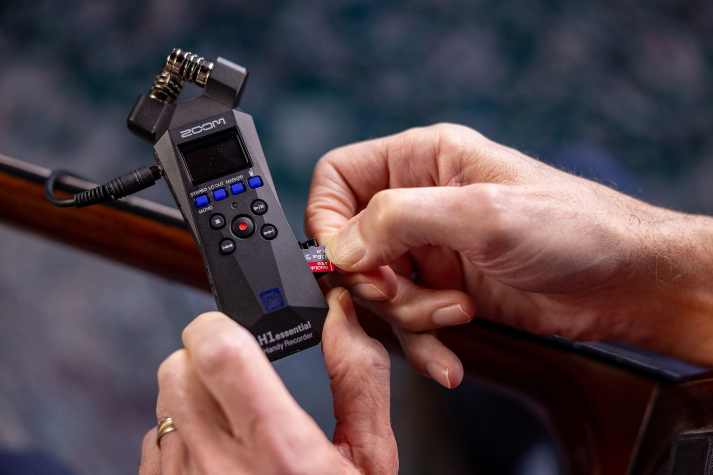 Zoom H1 Essential - audiotallennin