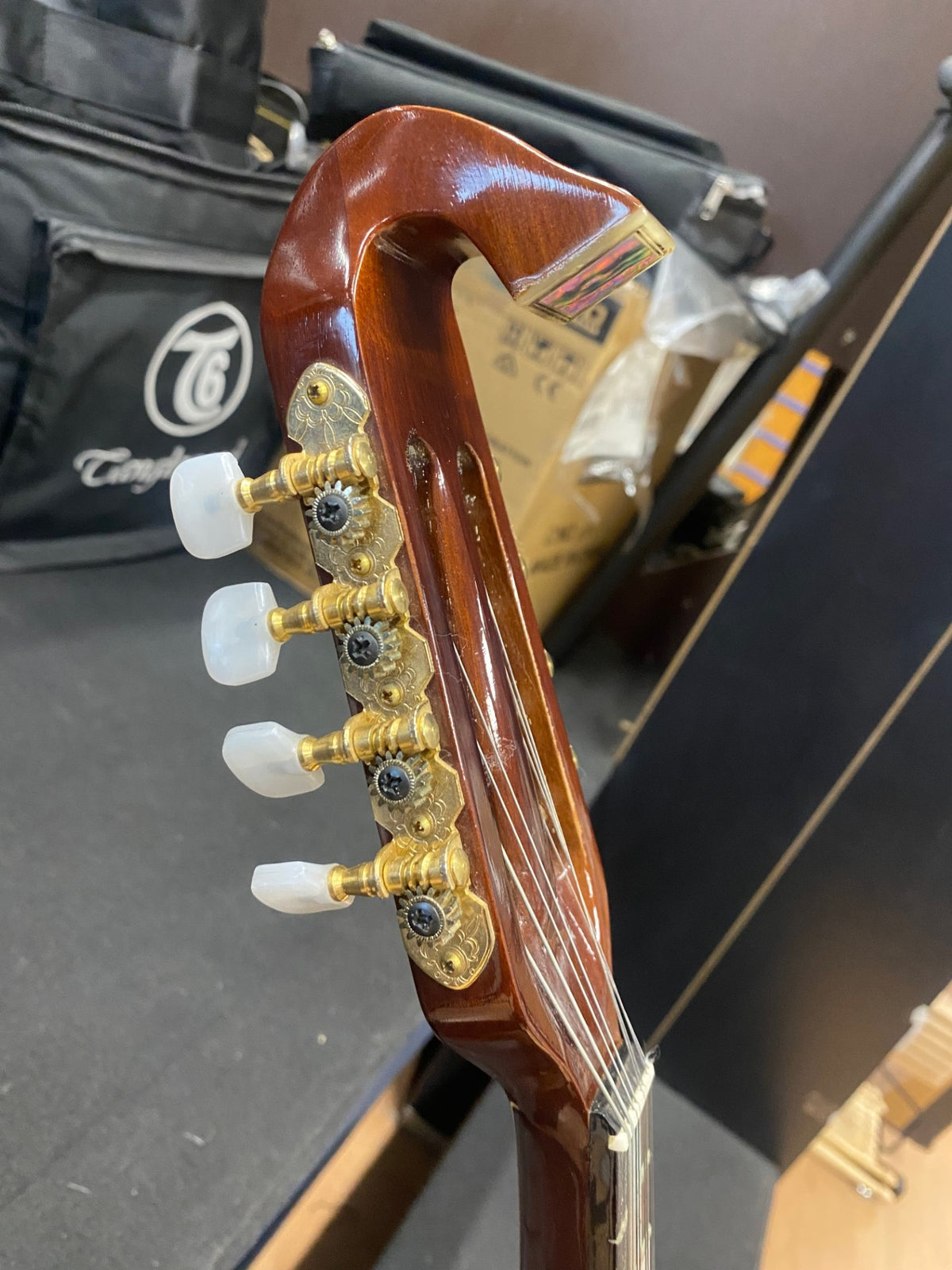 Ibanez 6C8 mandoliini käsintehty Japani