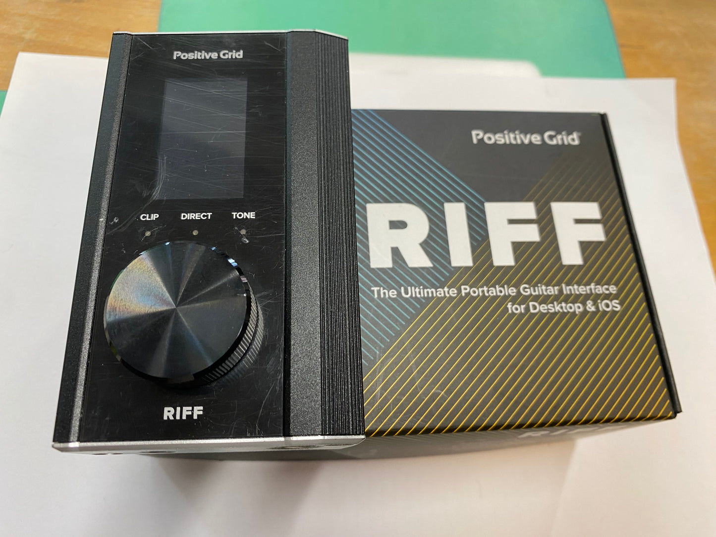 Positive Grid Riff – kannettava kitara-interface