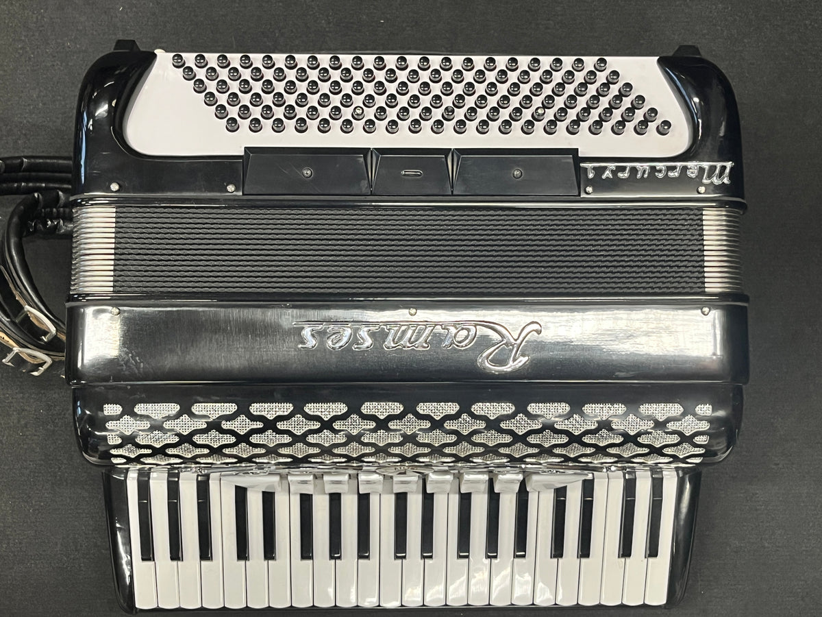 Ramses Mercury 3-äänikertainen