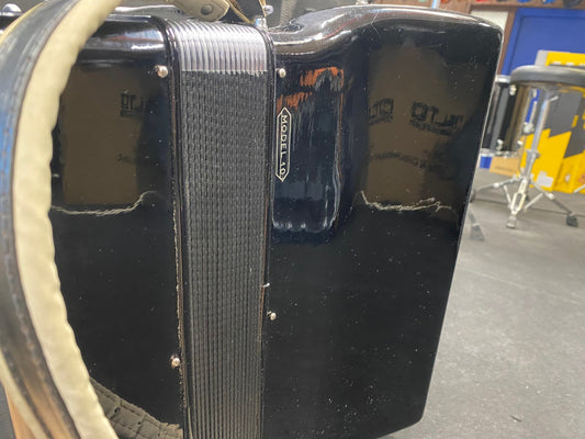 La Melodiosa Model 10 pianohaitari TARJOUSTEN PERUSTEELLA!