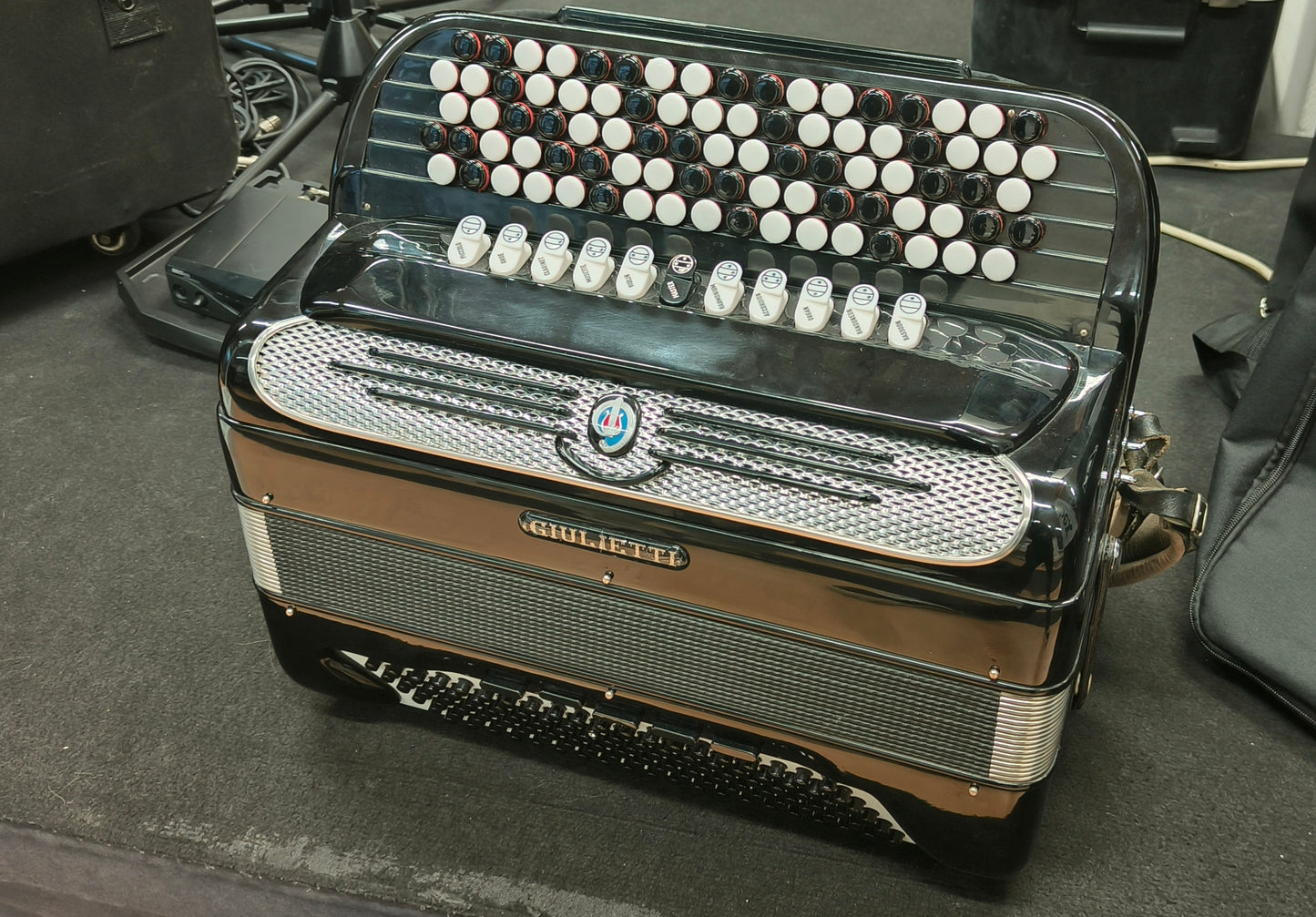 Käytetty Giulietti F-115