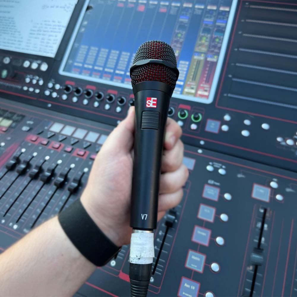 sE Electronics V7PTT Push To Talk Microphone