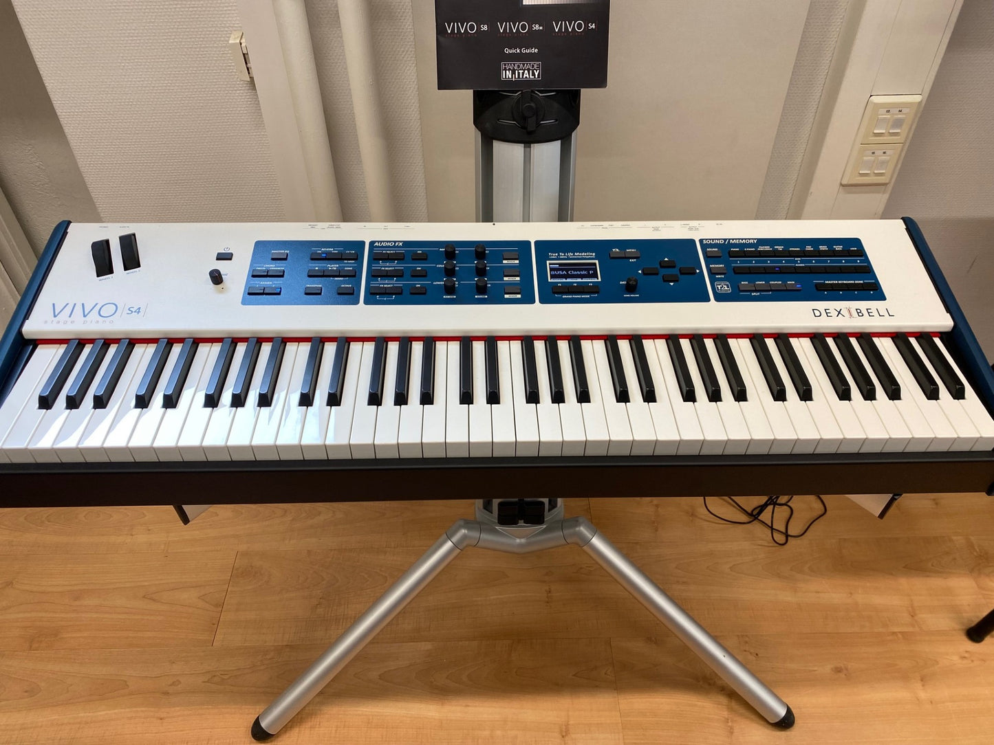 Dexibell S4 Stage Piano Käsintehty Italia