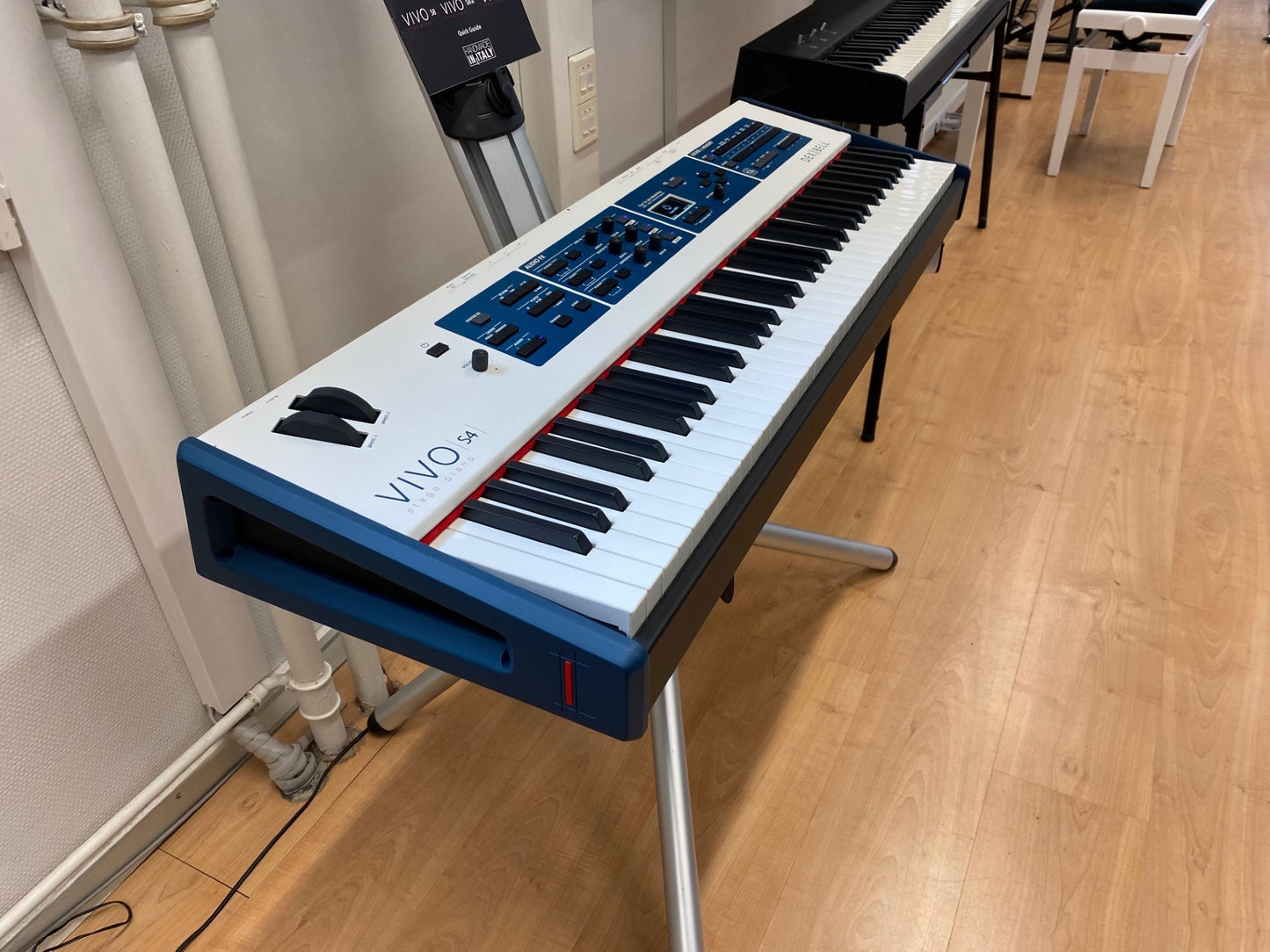 Dexibell S4 Stage Piano Käsintehty Italia