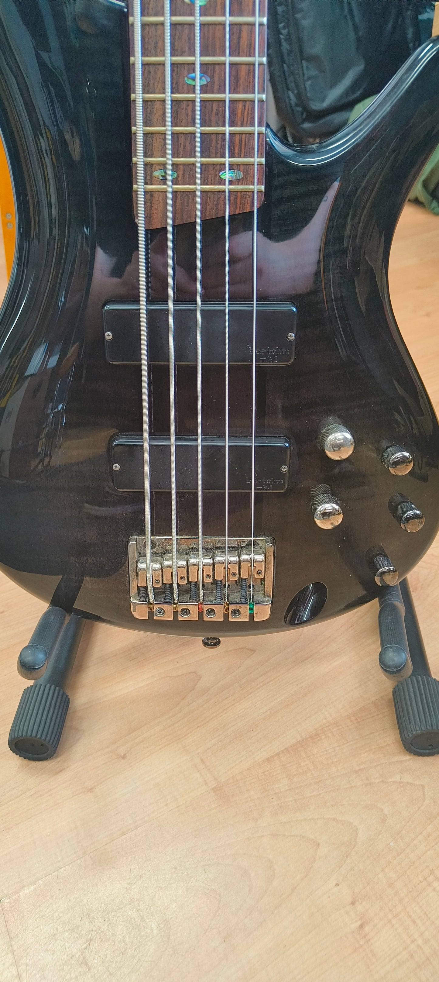 KÄYTETTY Ibanez SR705