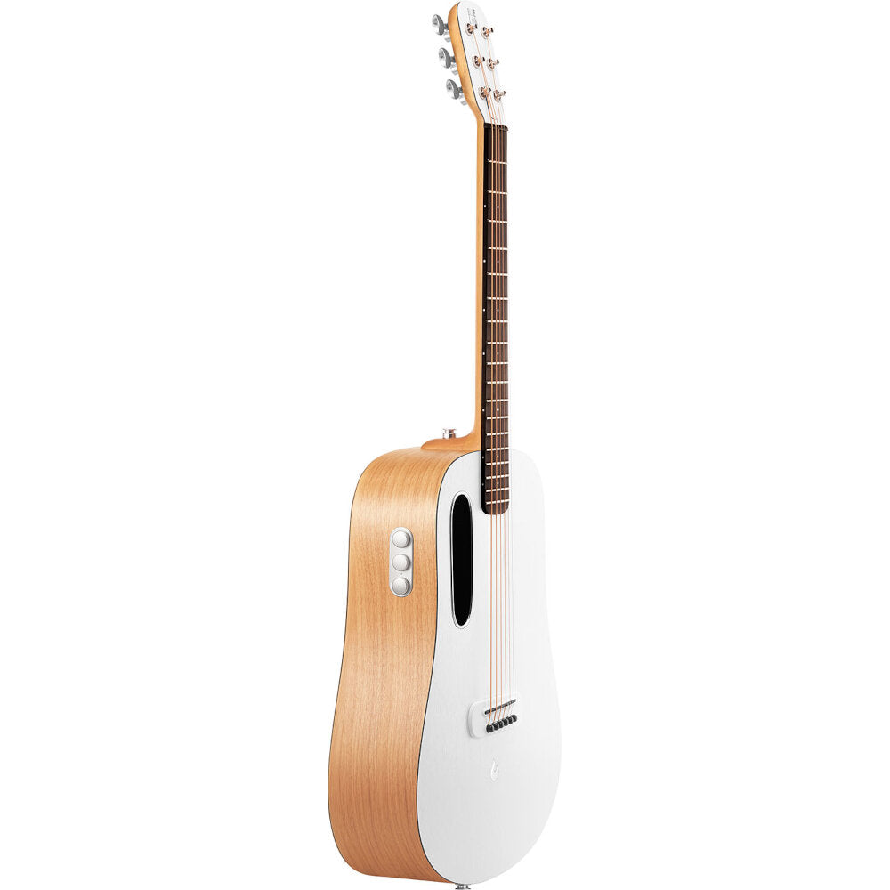 UUTUUS! Lava Music Blue Lava Original Freeboost omalla kaiuttimella ja efekteillä!