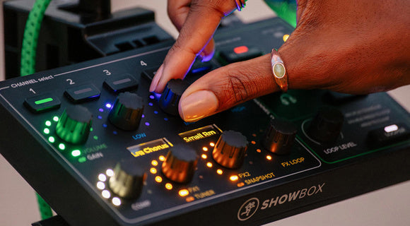 Mackie ShowBox Battery Powered All-In-One Performance Rig With Mix Control