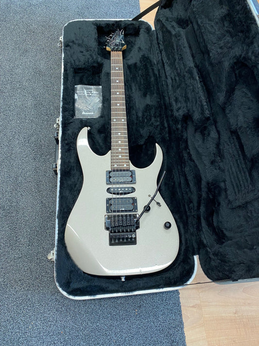 Käytetty Ibanez RG570 Prestige  + kotelo Japani