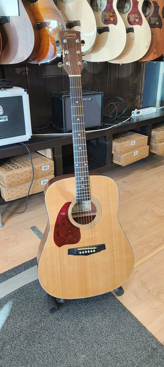 Käytetty Ibanez PF5L vasenkätinen