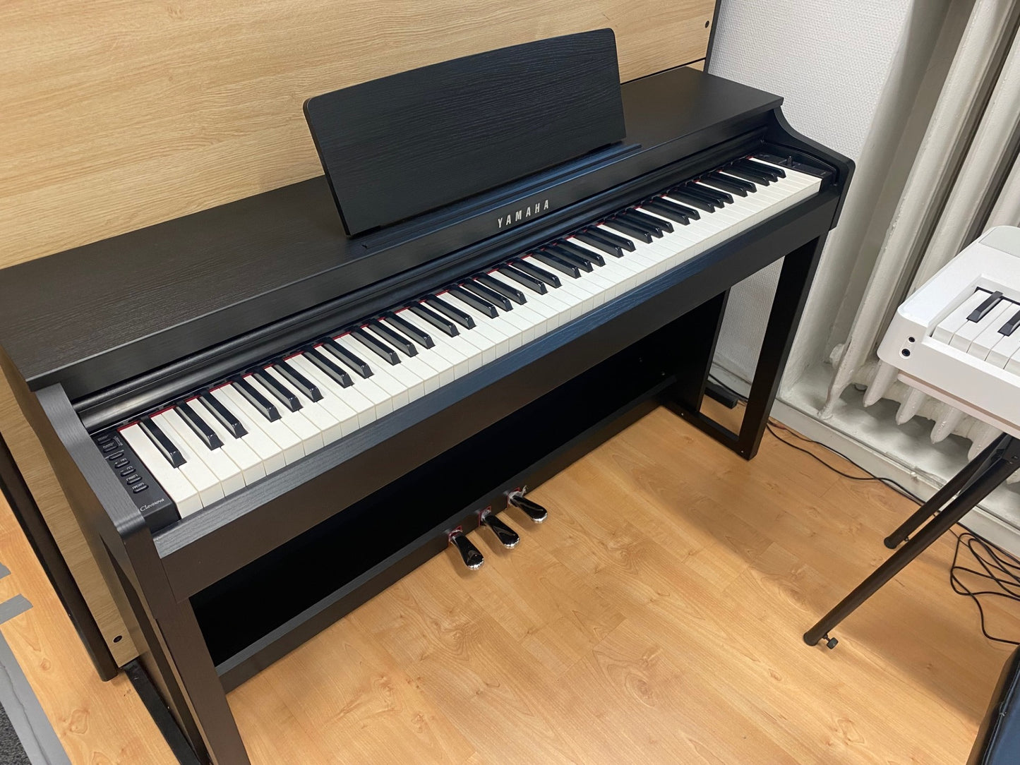 Käytetty Yamaha CLP-525