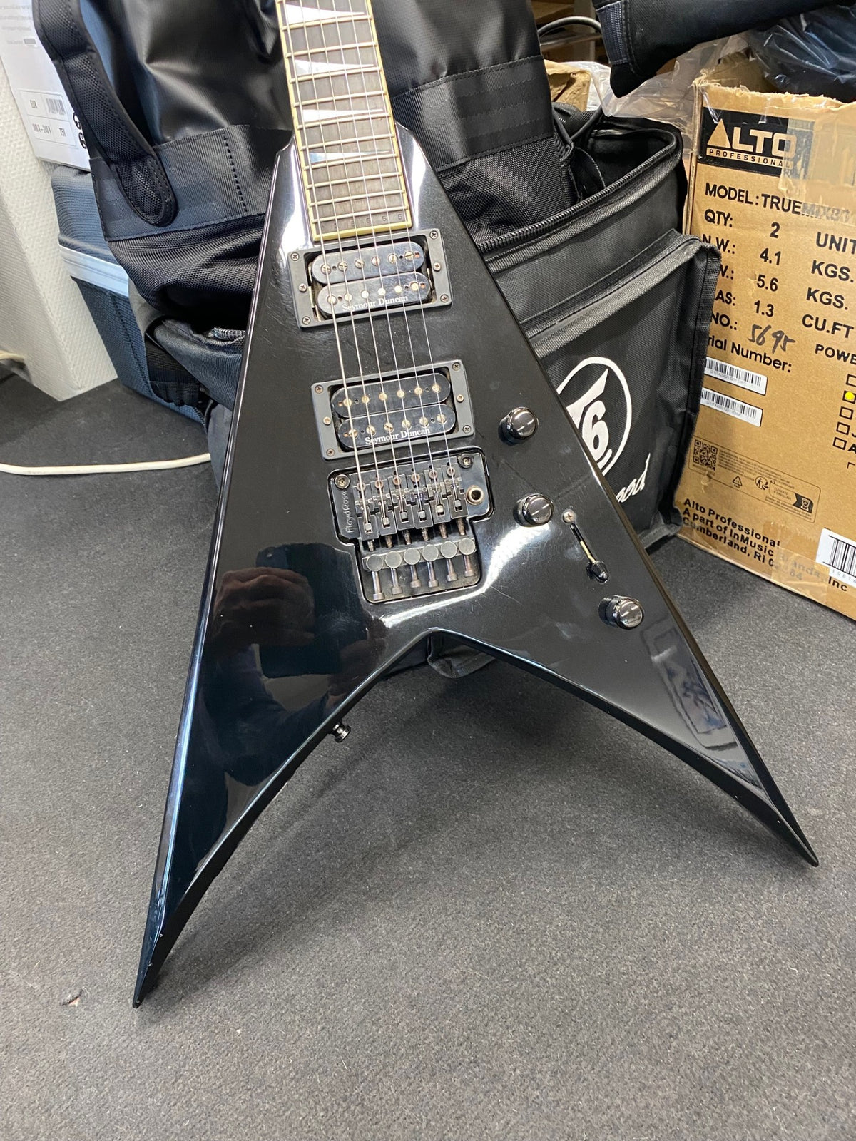 Jackson KV2 King V BK USA Custom Build